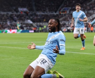 完美体育官网-7200万新援连场建功，曼城2-0复仇纽卡，13场不败让曼联瑟瑟发抖