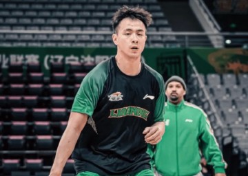 完美体育平台-辽篮训练师Wallace发文：很高兴看到我的兄弟赵继伟重回赛场